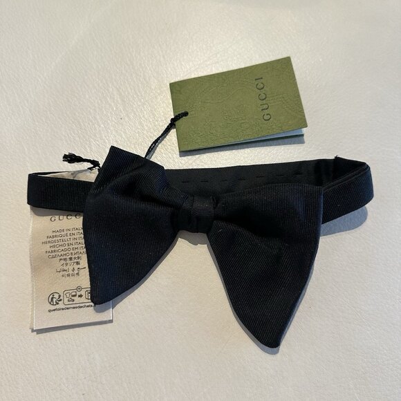 NWT GUCCI BLACK BOW TIE 100% Authentic Men’s - Picture 7 of 7